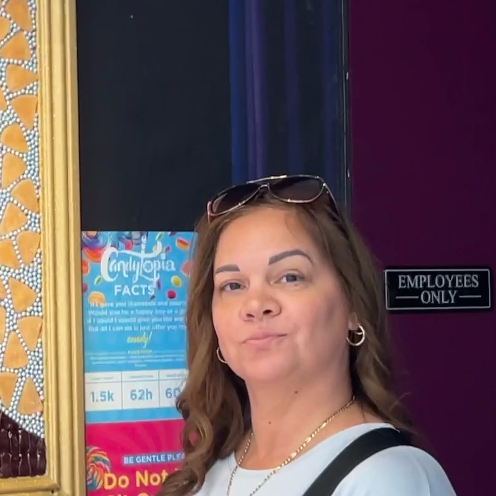 Meet your Posher, Mary pinard
